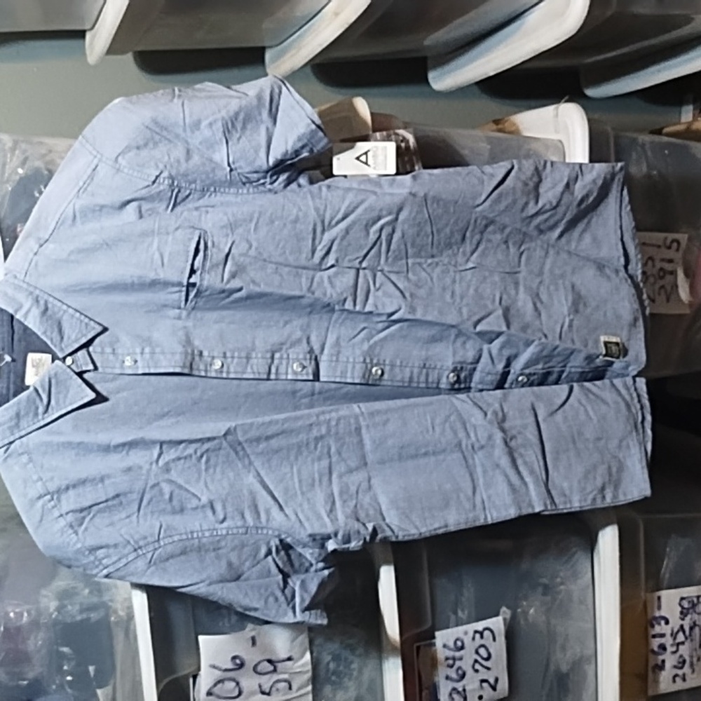 Ambig Light Blue Casual Button Down Shirt with Short Sleeves